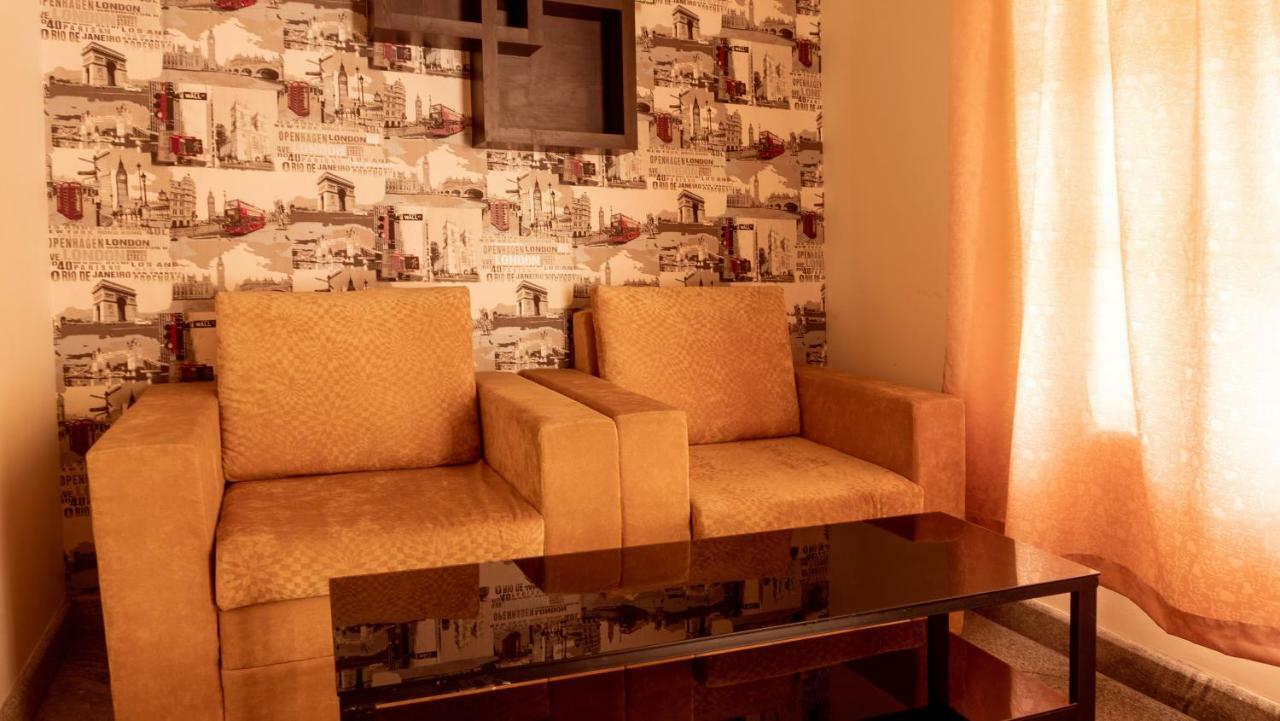 Aramana Holiday Inn Alappuzha Экстерьер фото